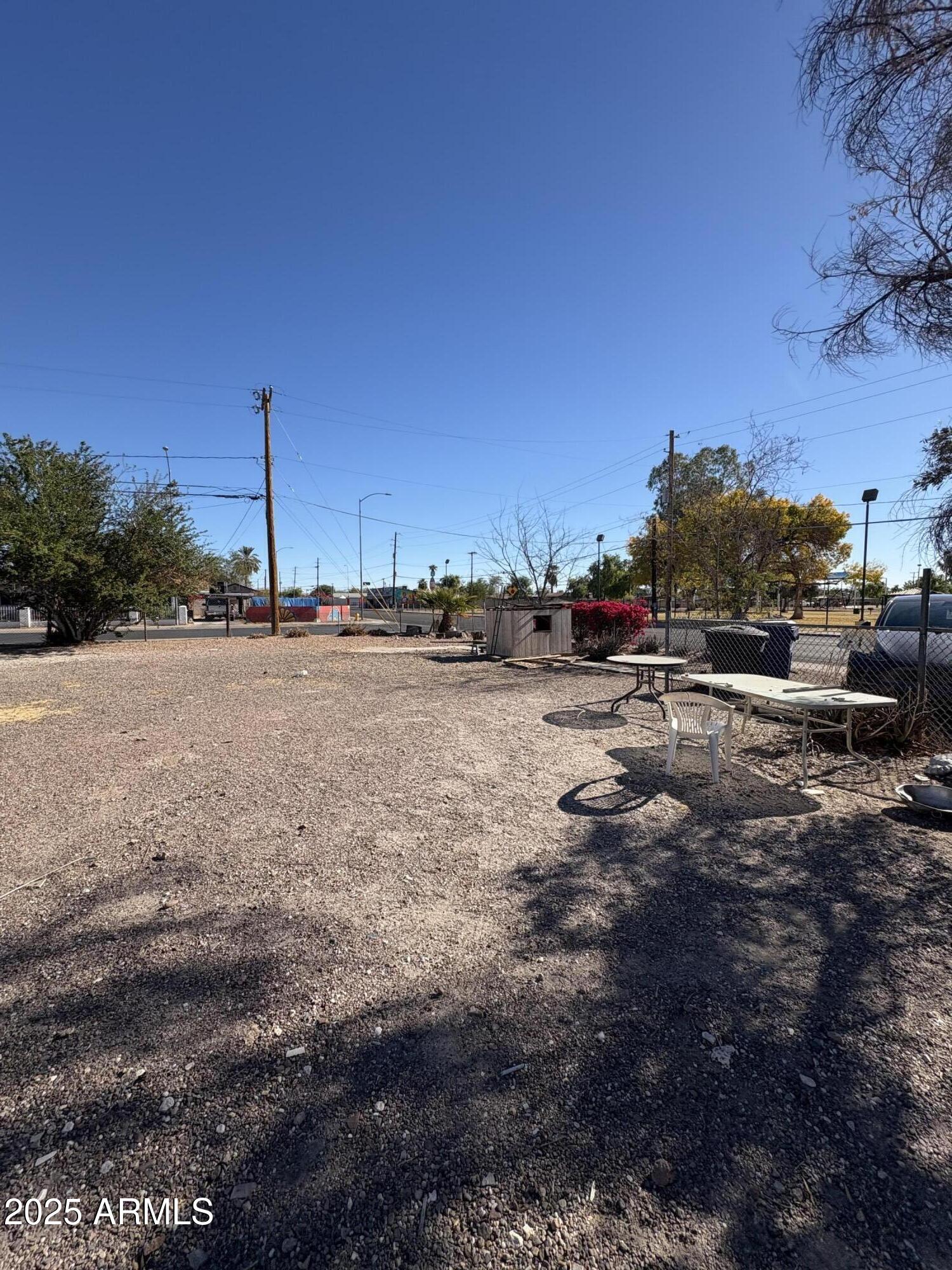 140 W 8TH Avenue