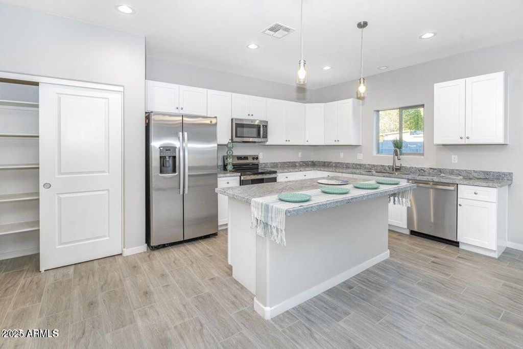 Photo of 3845 N Kiami Drive, Eloy, AZ 85131 (MLS # 6896008)