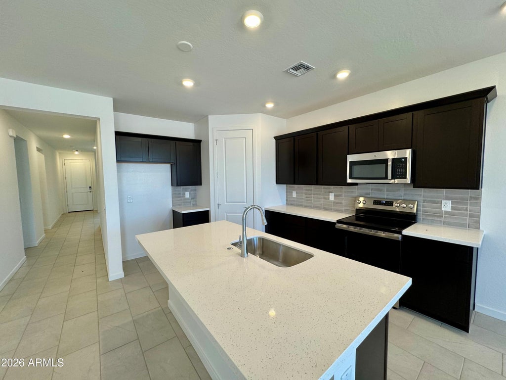 Photo of 5274 E Cassidy Lane, San Tan Valley, AZ 85144 (MLS # 7074219)