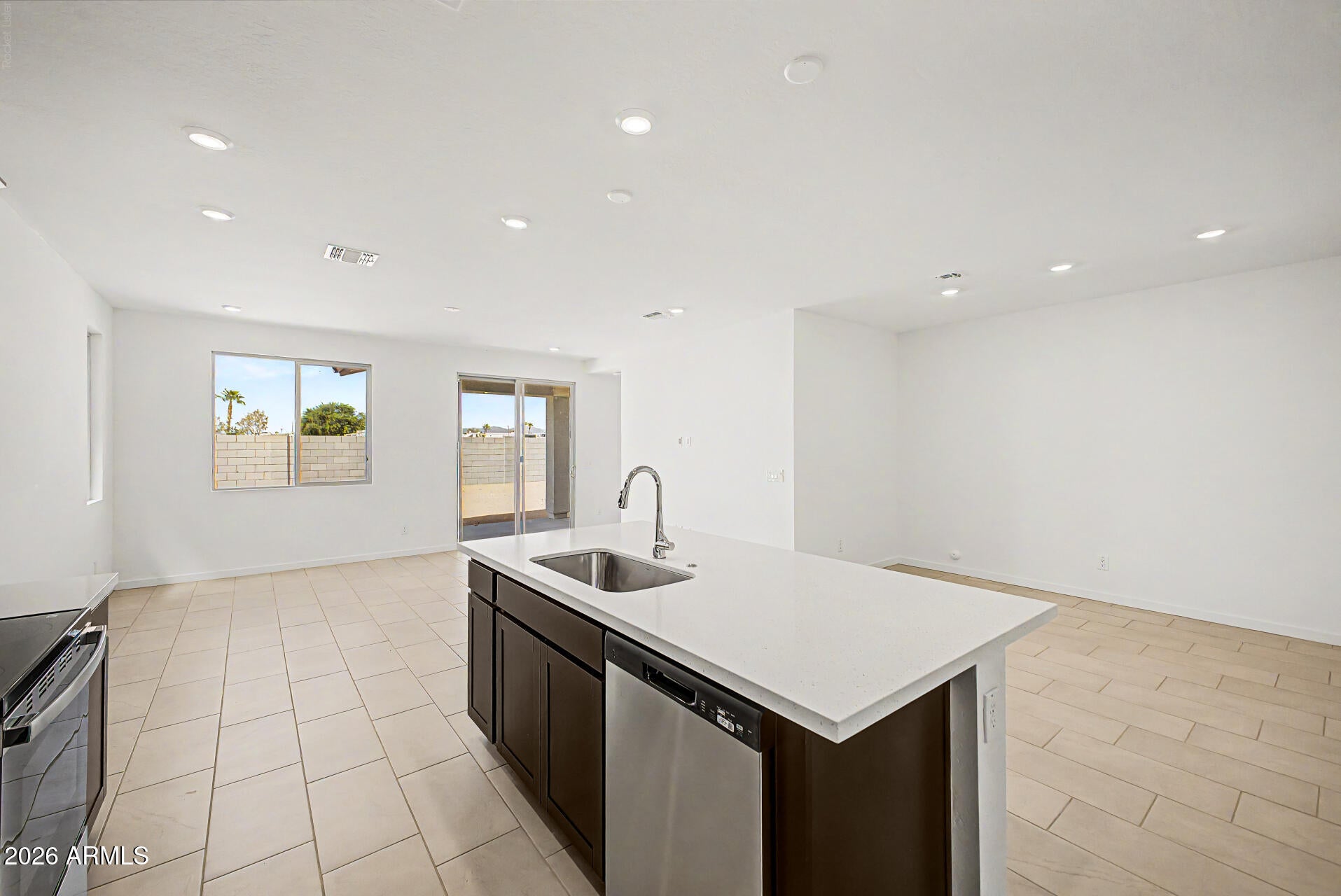 5274 E CASSIDY Lane