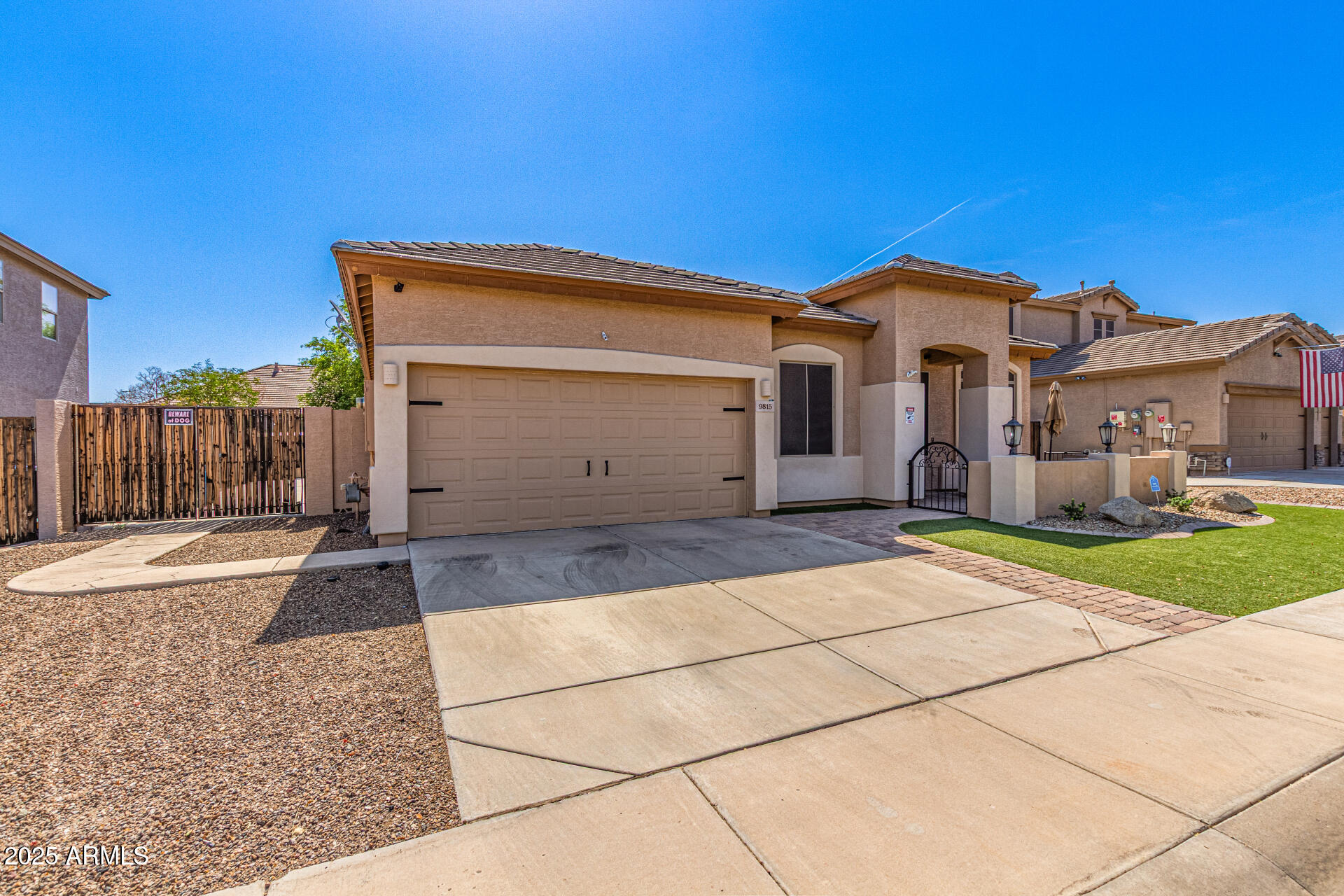 9815 S 43RD Lane