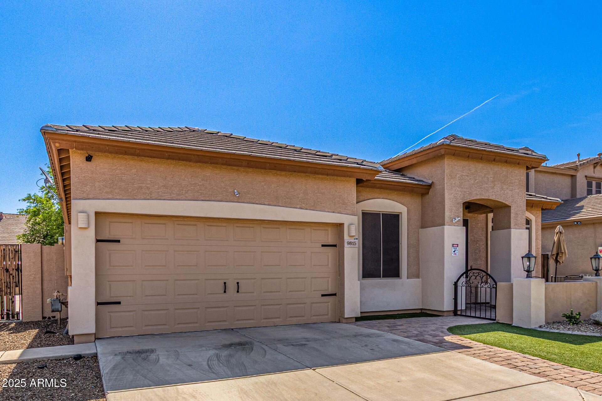 9815 S 43RD Lane