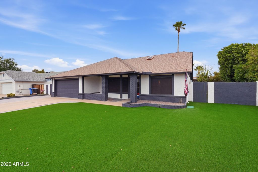 Photo of 4620 W Aire Libre Avenue, Glendale, AZ 85306 (MLS # 7010353)