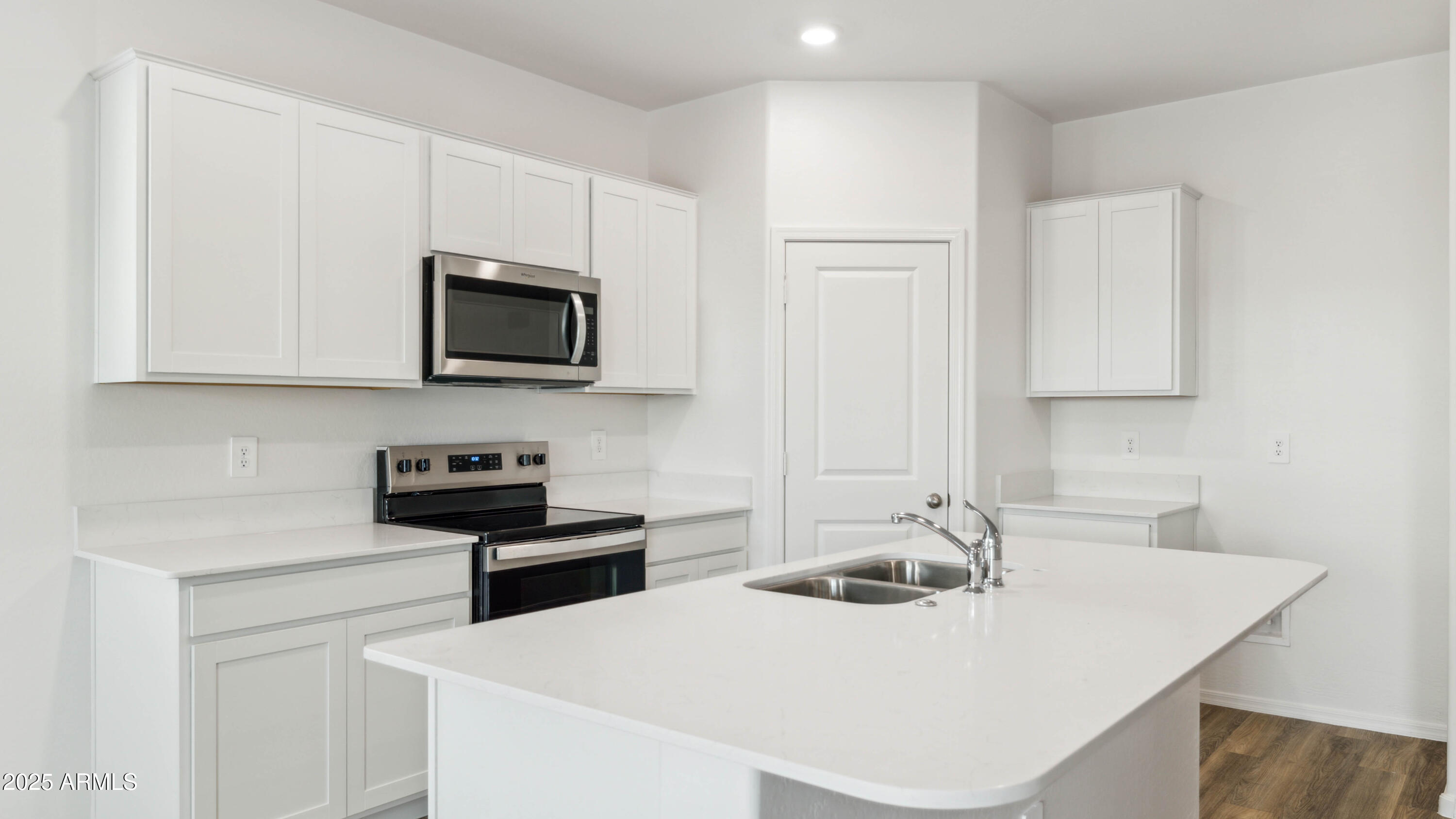 18408 W BUCKSKIN Trail