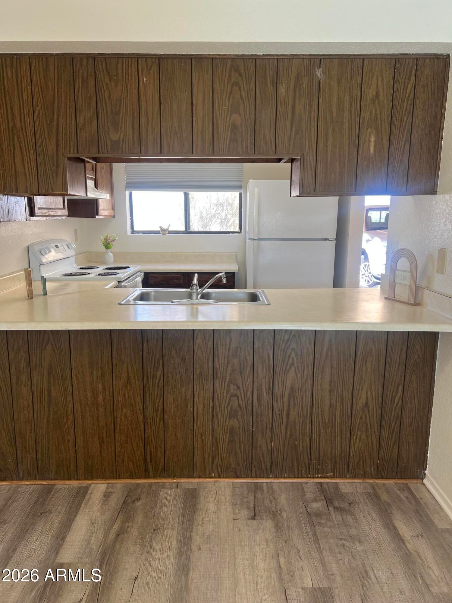 8257 W Santa Cruz Boulevard 1-4