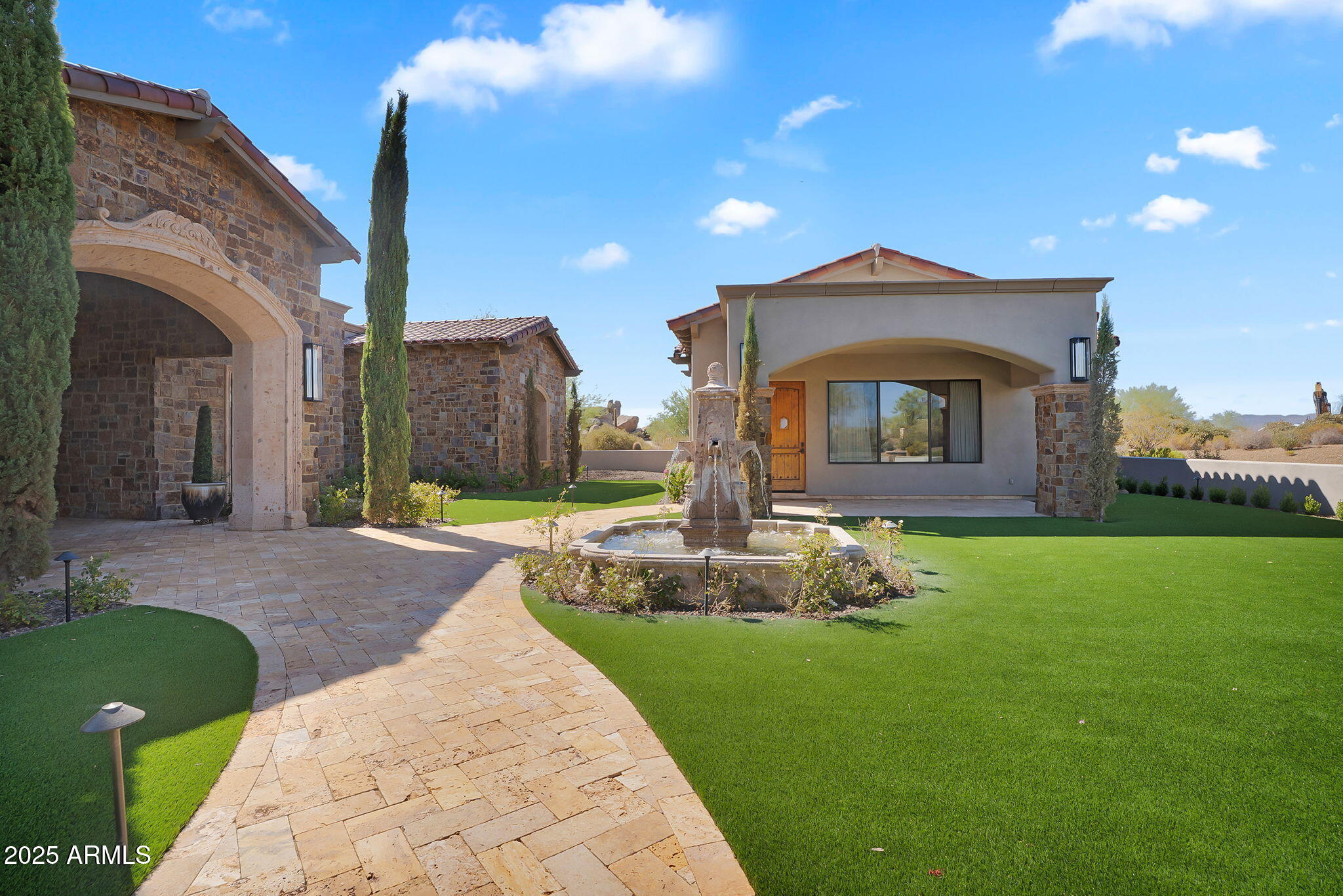11609 E QUARTZ ROCK Road
