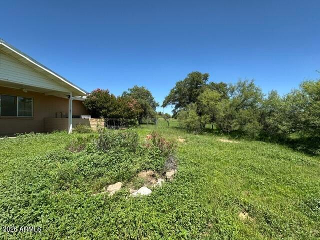 8112 S HIGH Road
