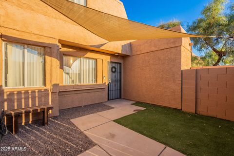 4015 S 44TH Street Phoenix AZ 85040