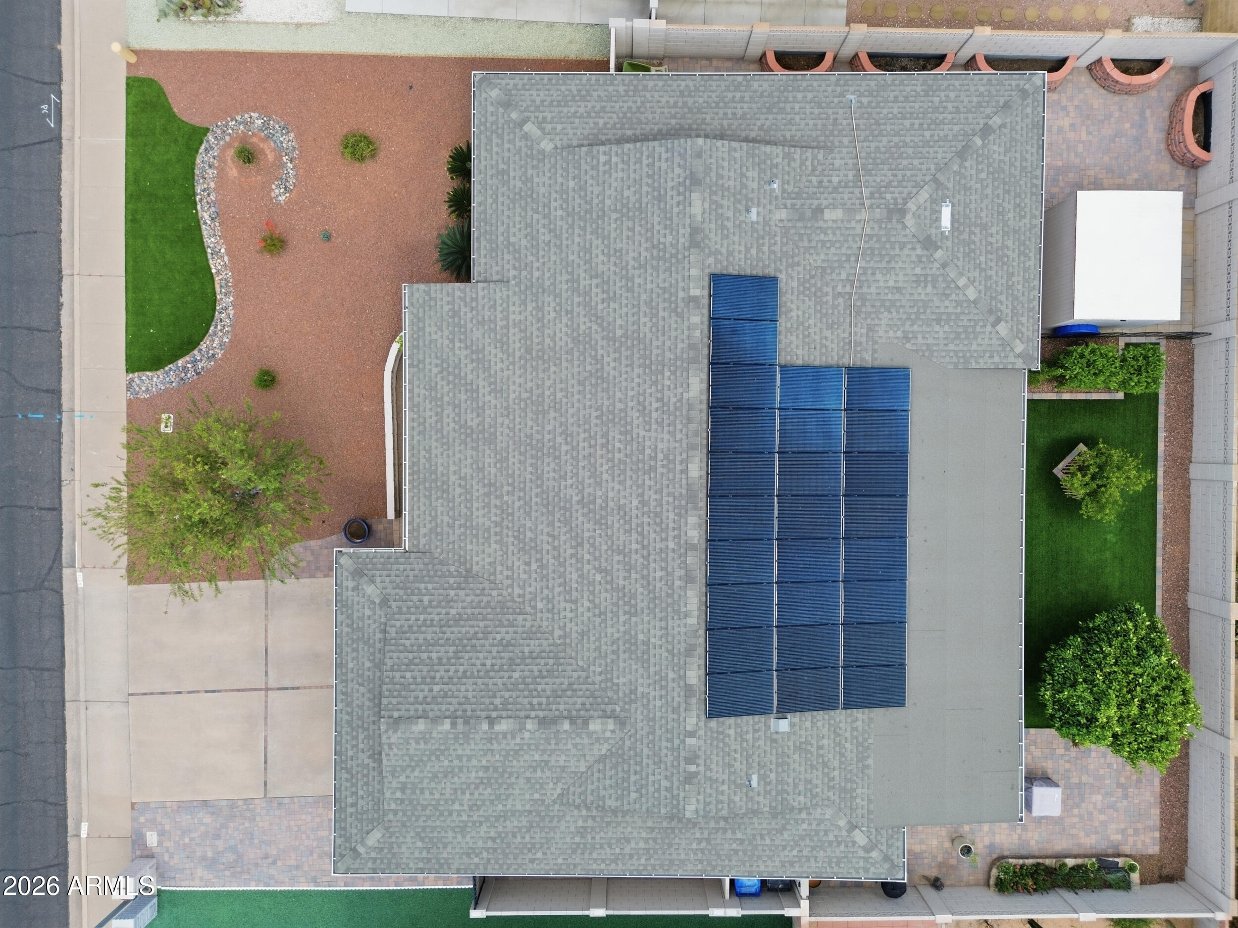 4135 E CARMEL Avenue