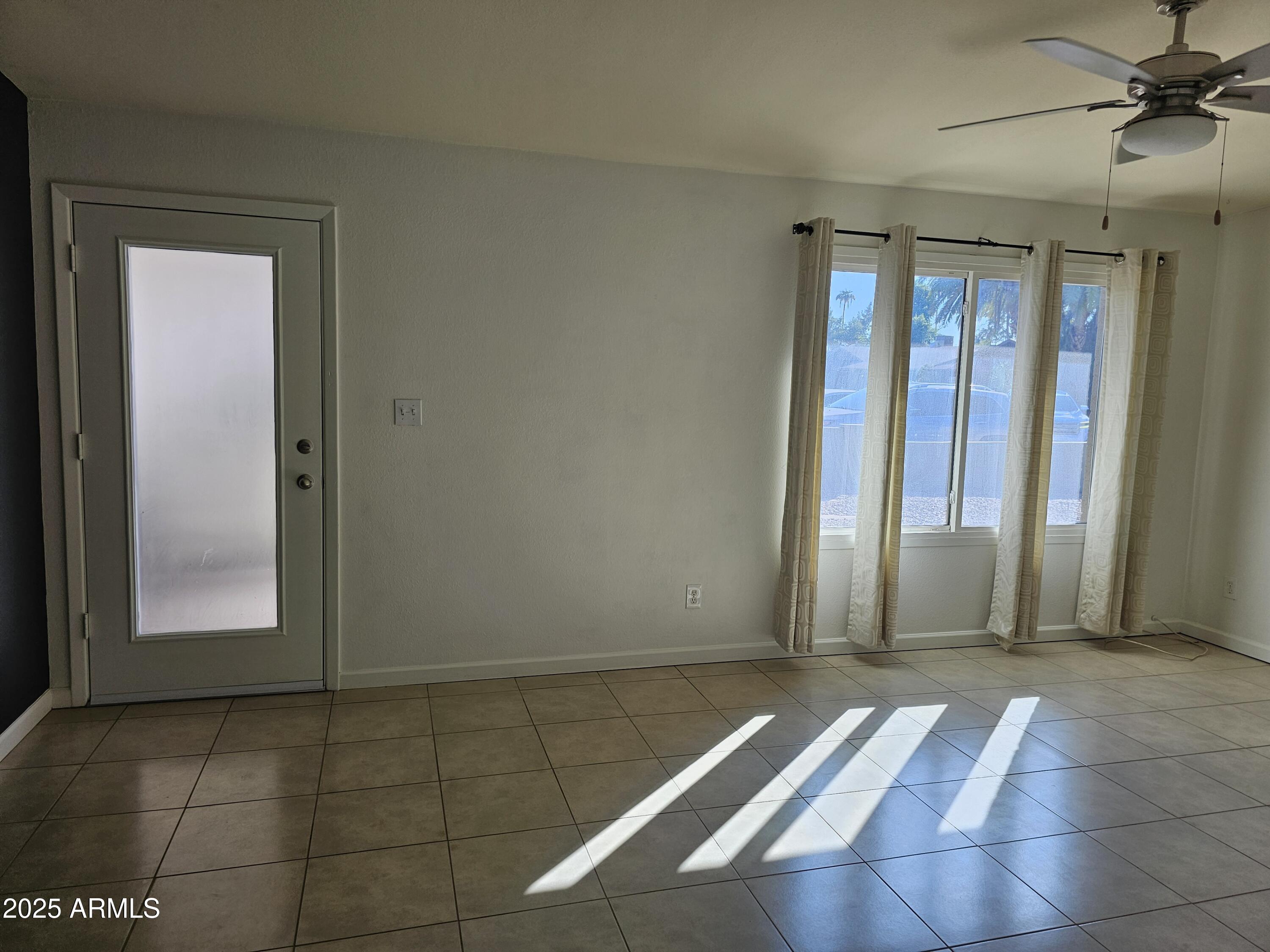 2428 E LA JOLLA Drive