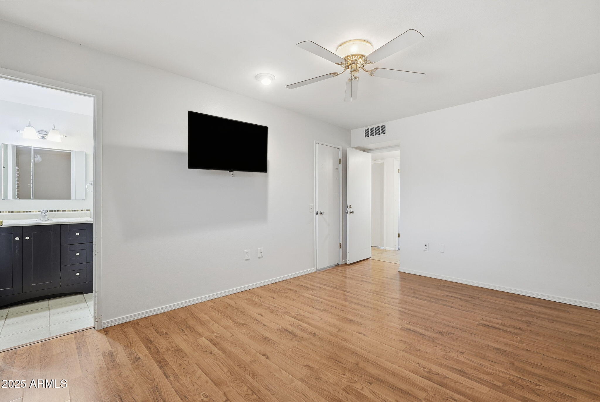 9201 W LONG HILLS Drive