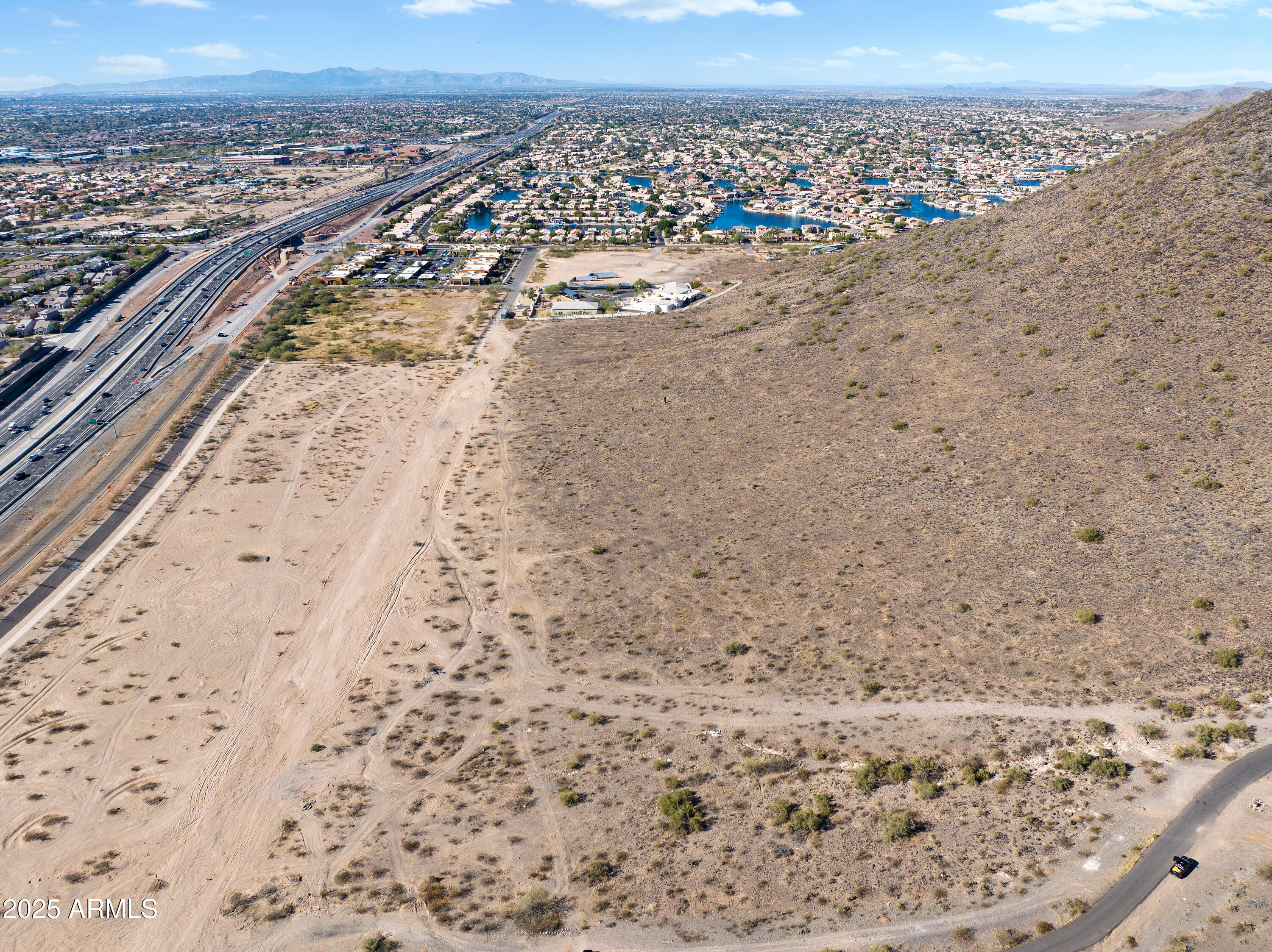 4810 W TONOPAH Drive -