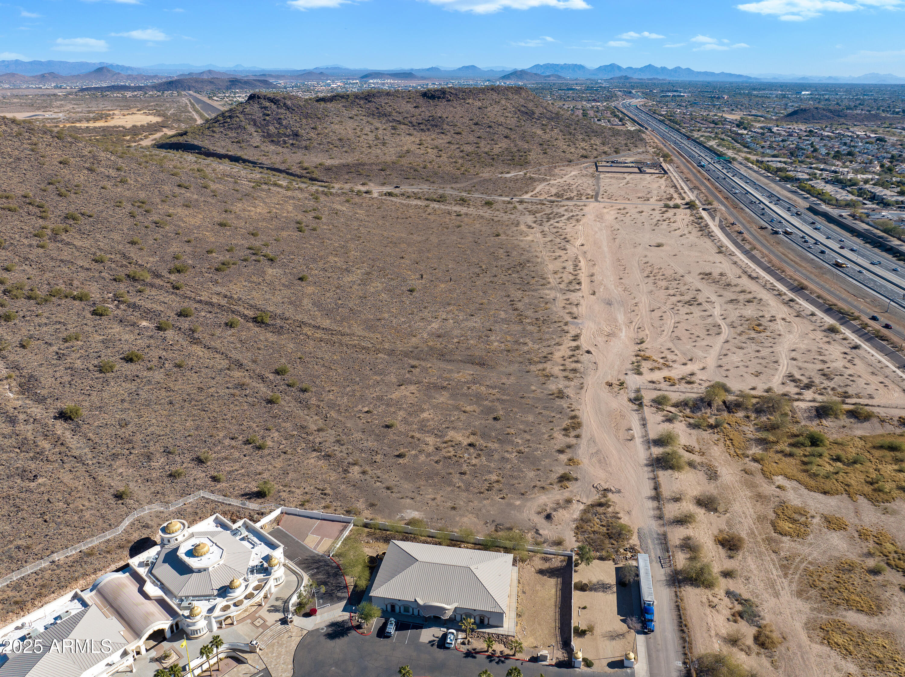 4810 W TONOPAH Drive -