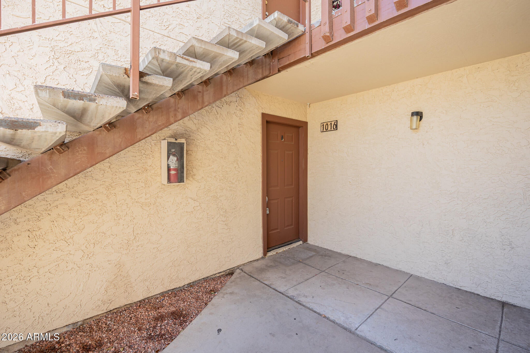 2121 W ROYAL PALM Road 1016