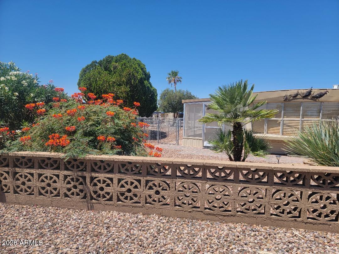 FLORENCE GARDENS - Residential