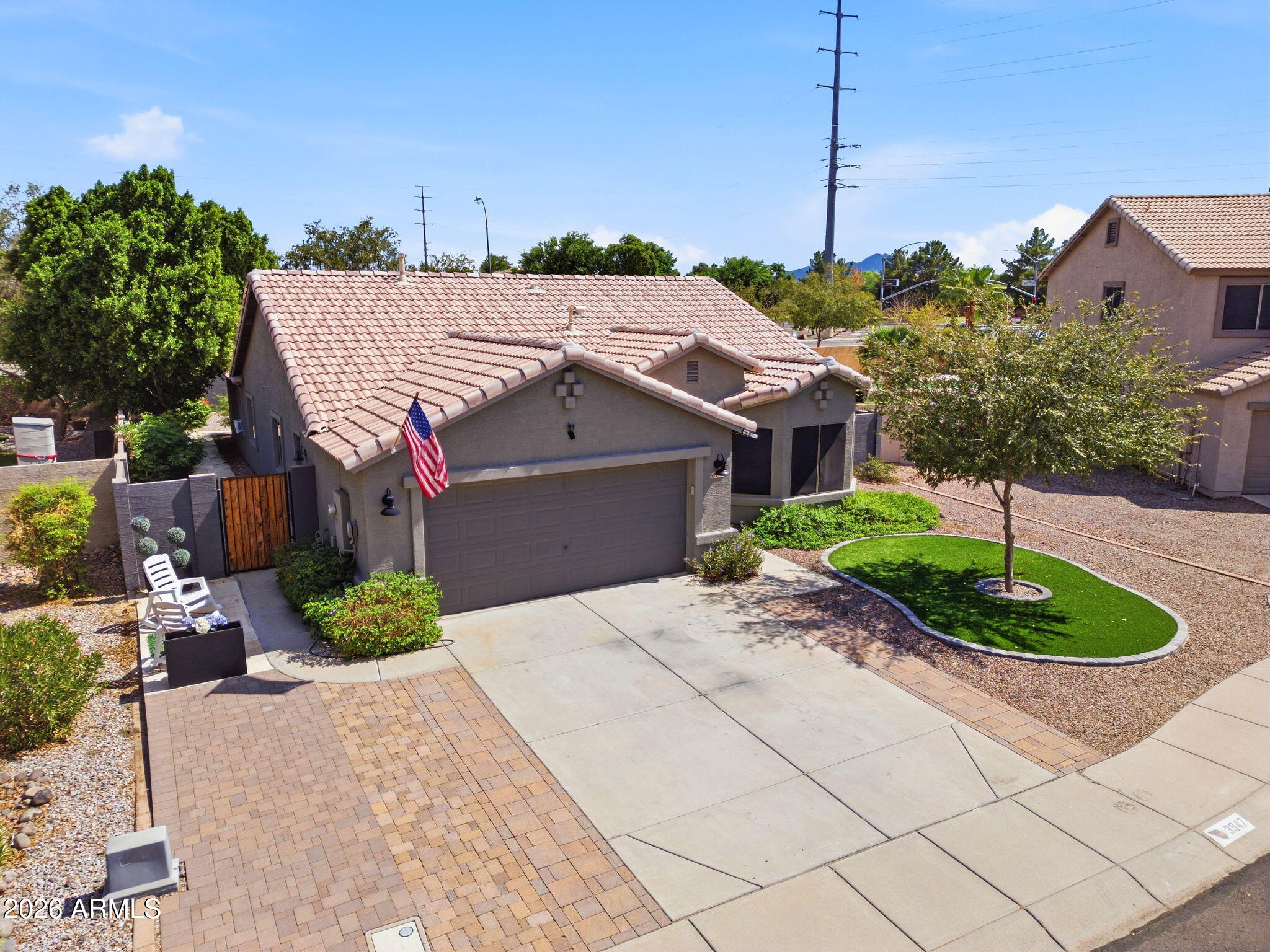 3947 S SOHO Lane