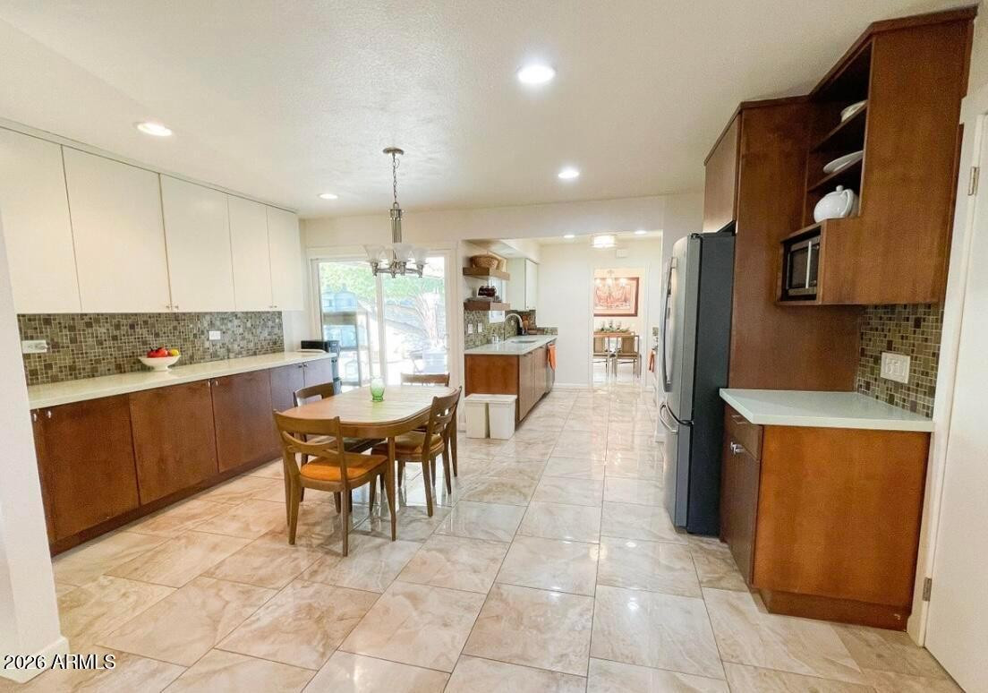 1255 E Riviera Drive