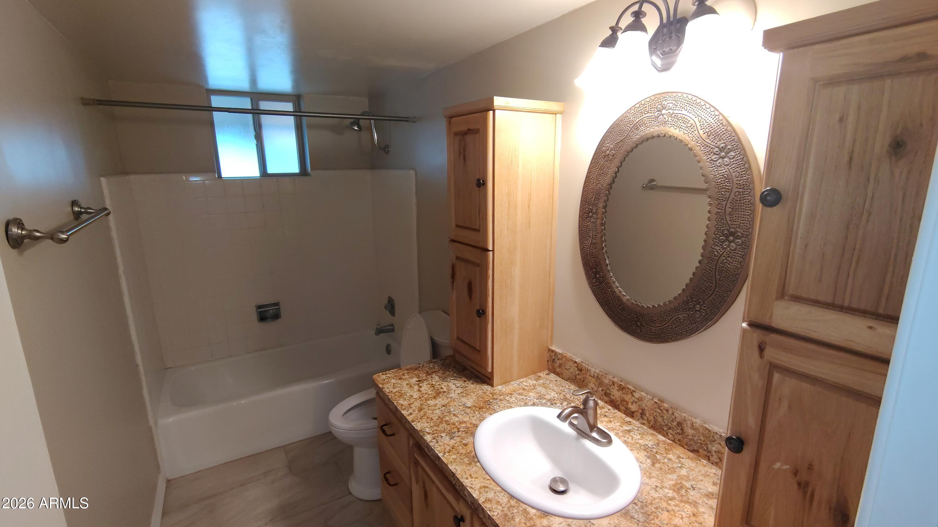 APACHE VILLA - Residential