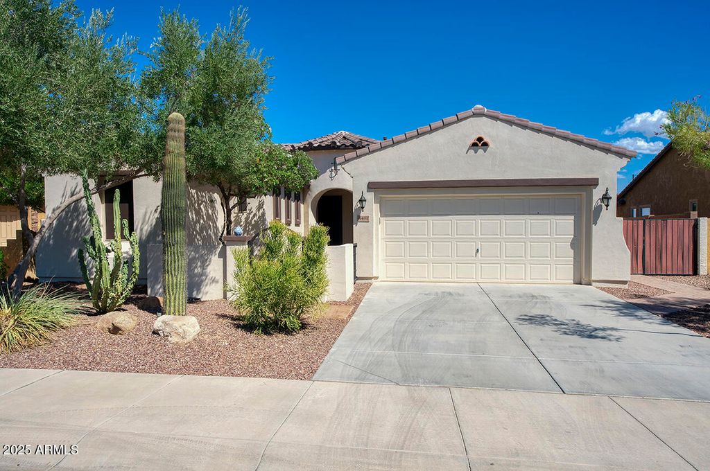 Photo of 4481 N Luna Road W, Litchfield Park, AZ 85340 (MLS # 6919854)