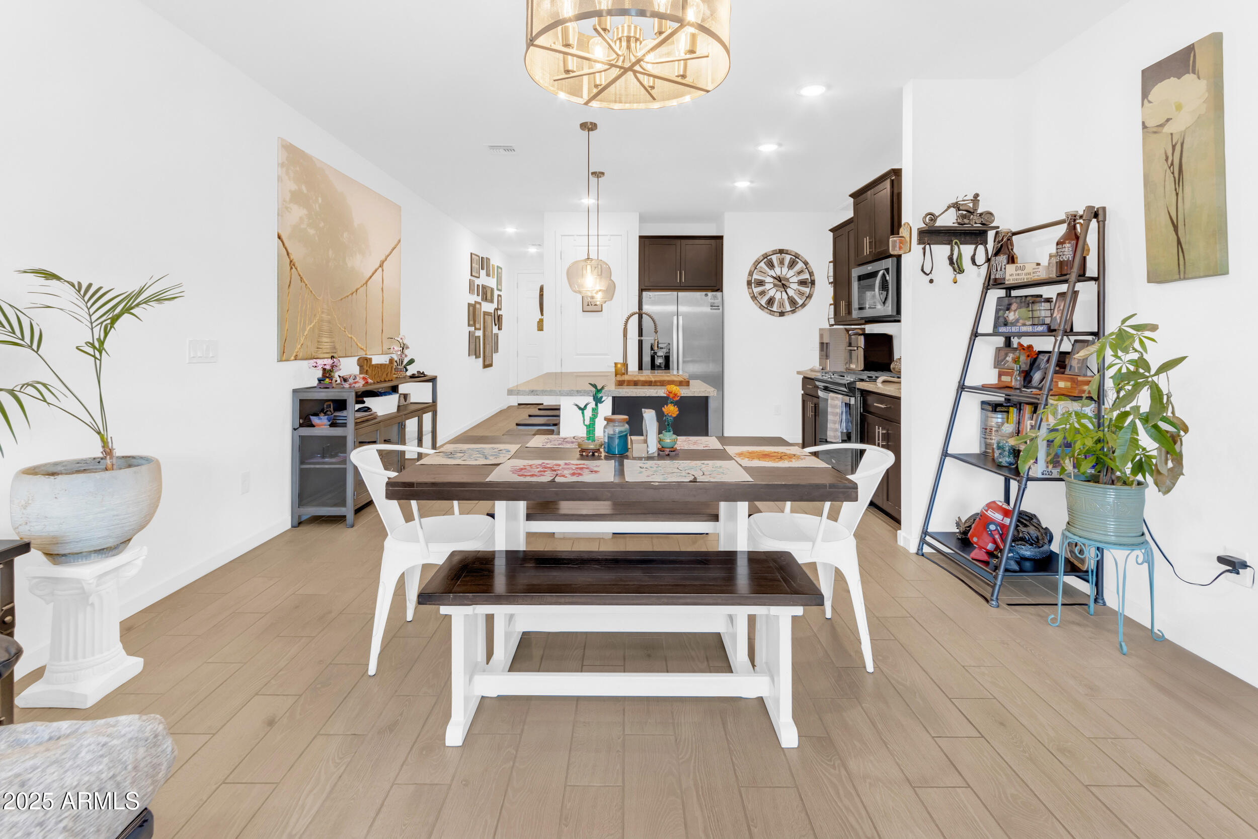 4993 W ELIJAH Lane