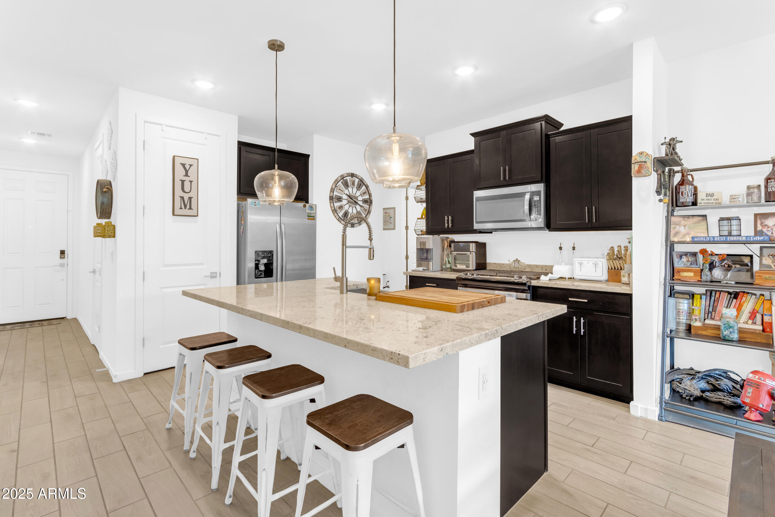4993 W ELIJAH Lane