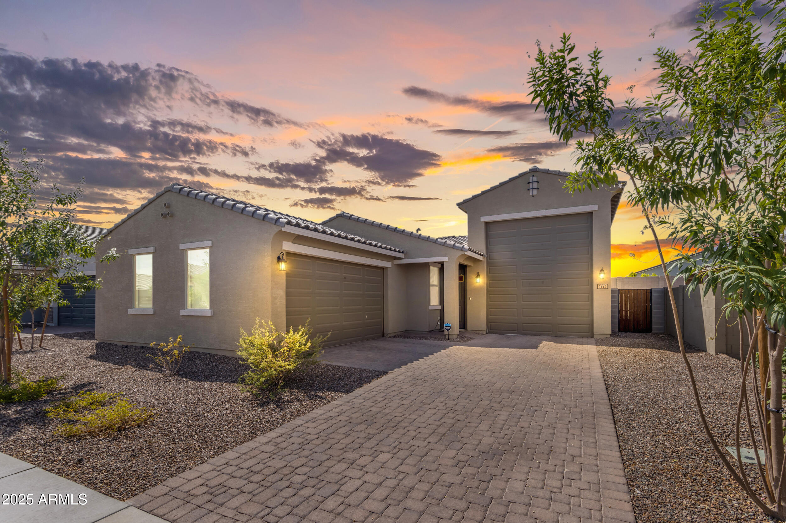 4993 W ELIJAH Lane