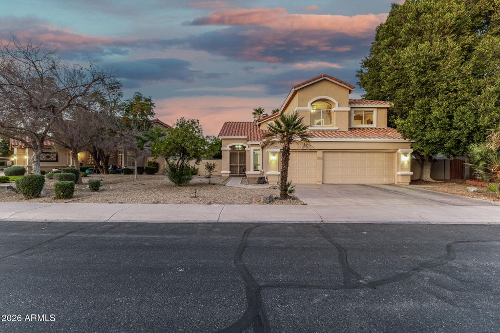 Photo of 5978 W Aurora Drive, Glendale, AZ 85308 (MLS # 6990377)