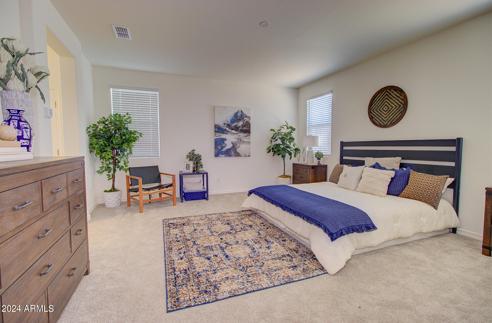 1130 E MEADOWBROOK Drive