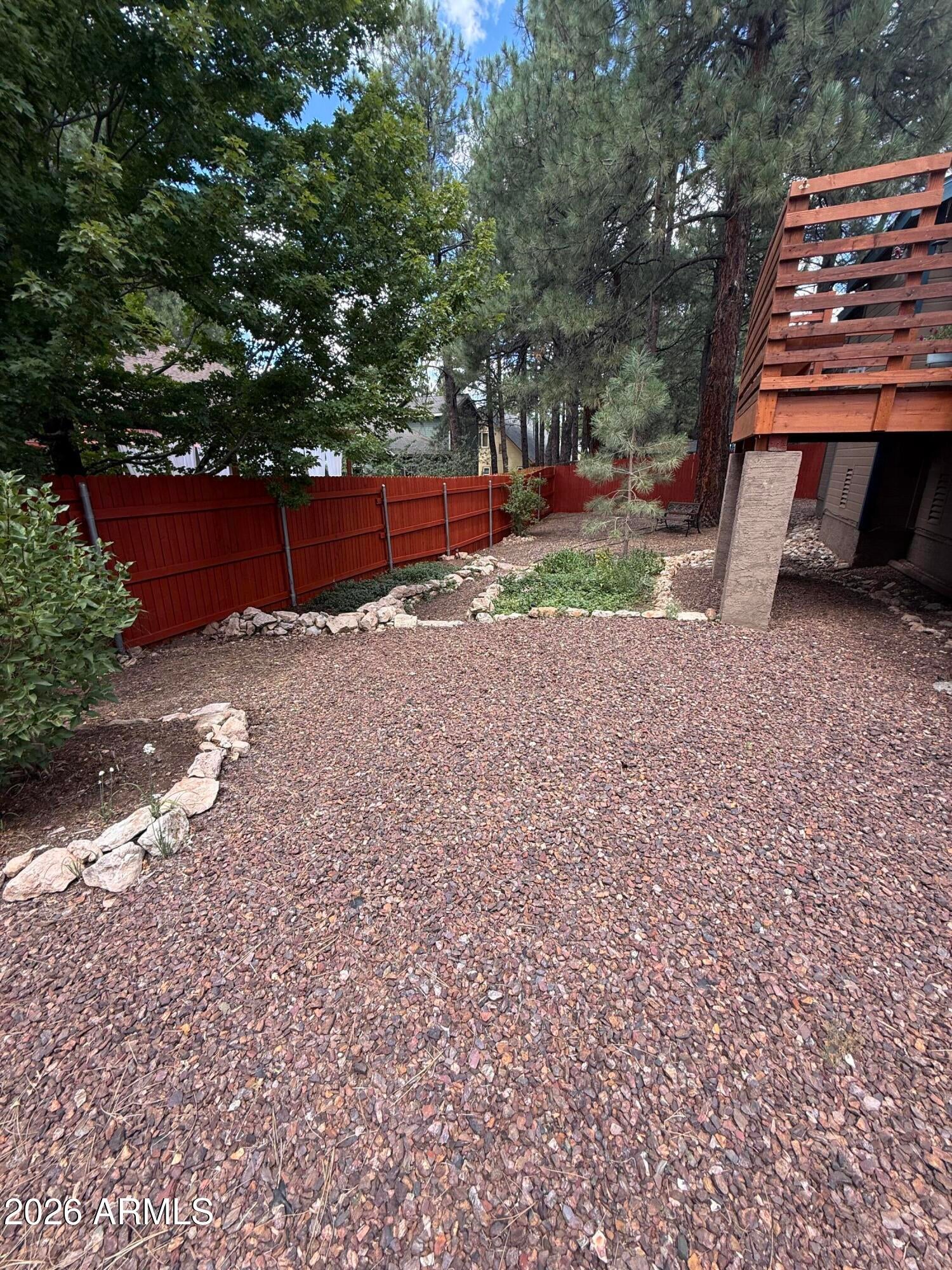914 W WESTON Trail