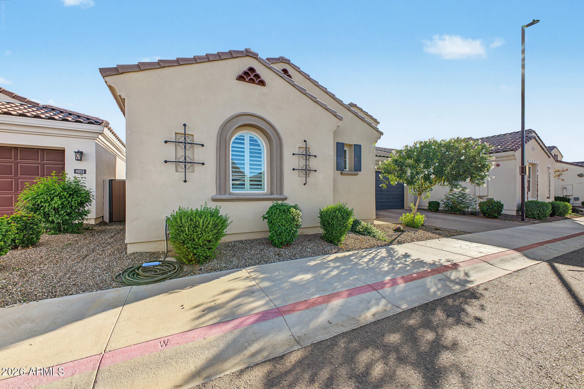 4043 E LAS COLINAS Drive