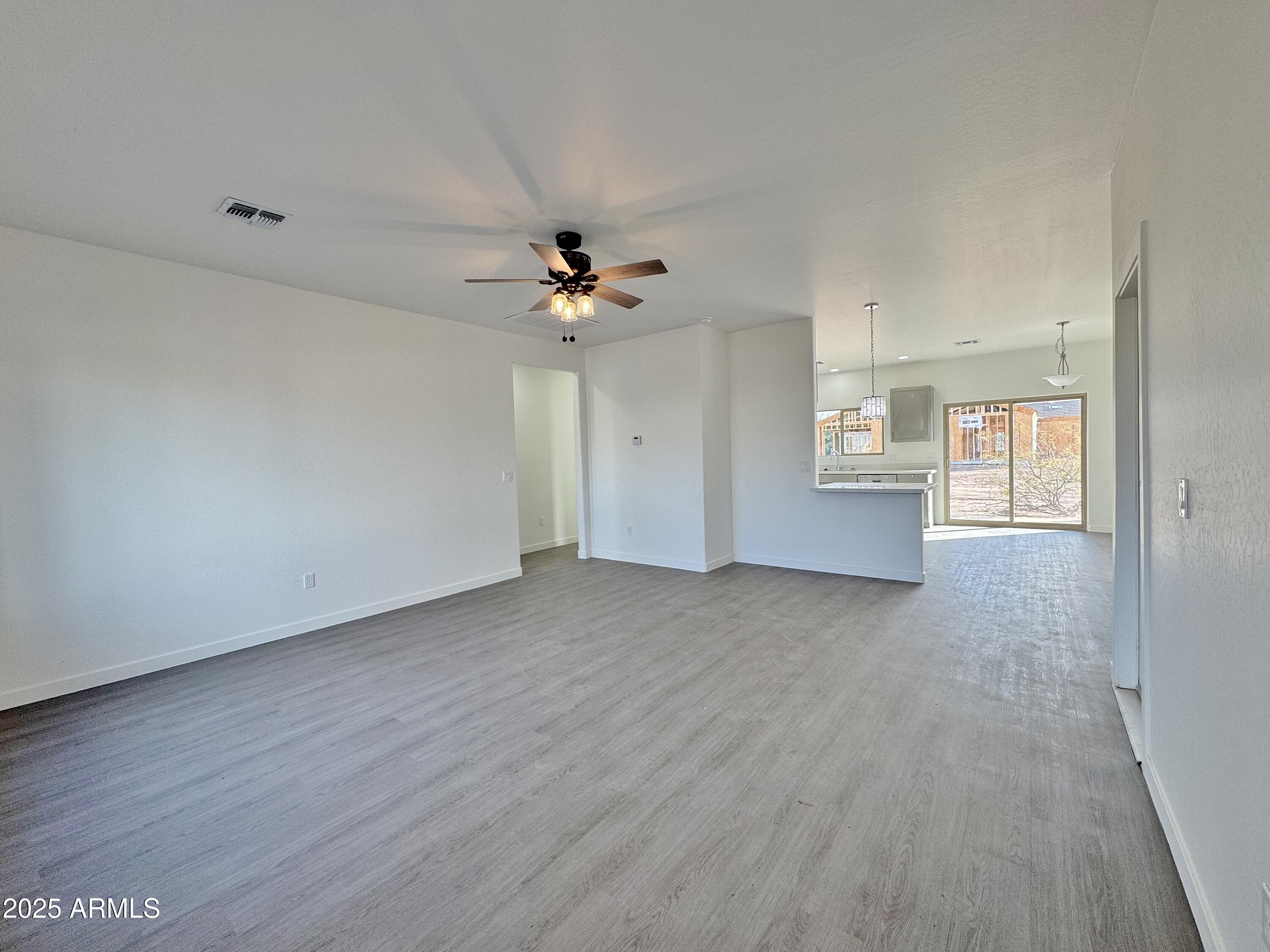 11069 W LAGUNA Drive