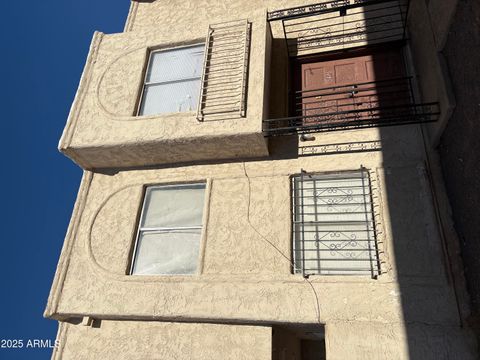 5426 W LYNWOOD Street Phoenix AZ 85043