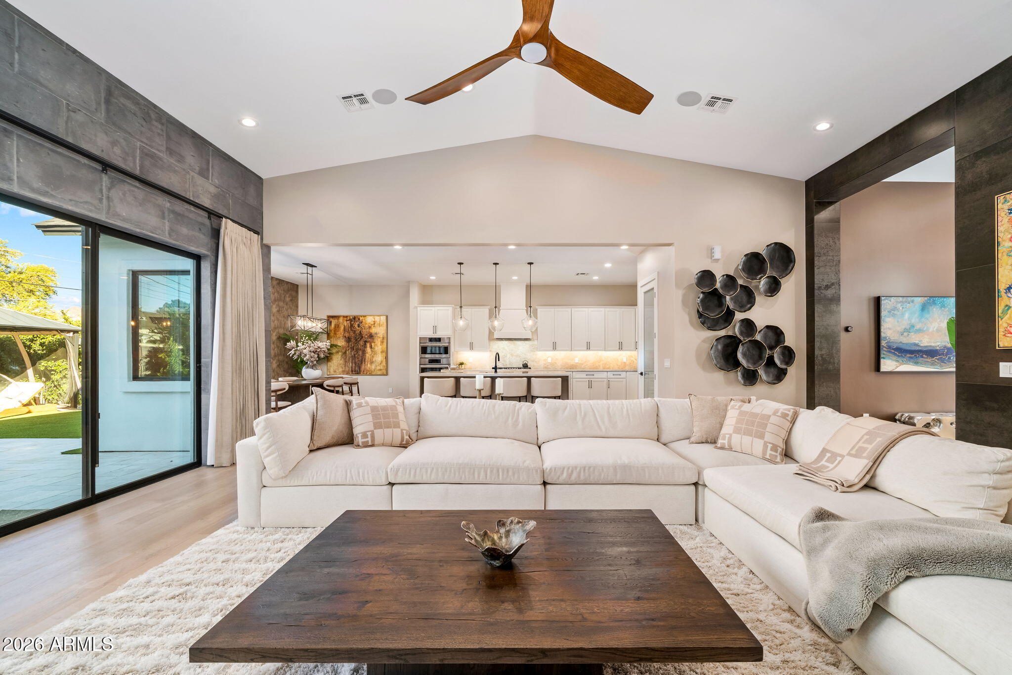 3810 E CLARENDON Avenue