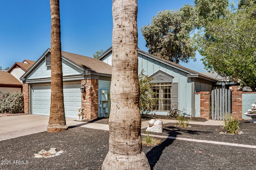 Photo of 850 E Rockwell Drive, Chandler, AZ 85225 (MLS # 6920631)
