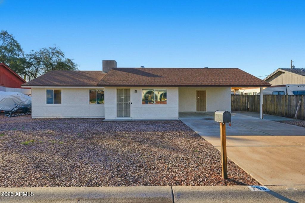 Photo of 755 E Mesquite Avenue, Apache Junction, AZ 85119 (MLS # 6968290)