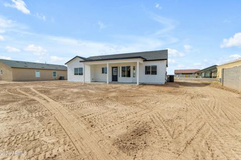 A home in Arizona City