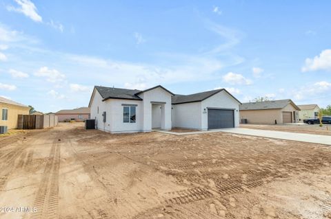 A home in Arizona City