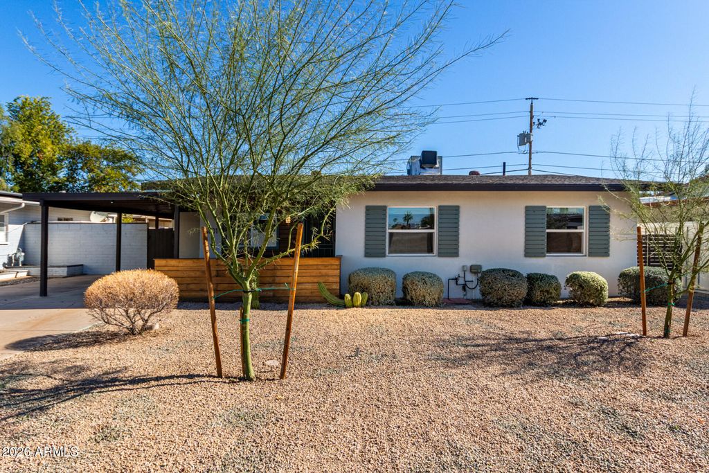 Photo of 4001 N 8th Avenue, Phoenix, AZ 85013 (MLS # 6977619)