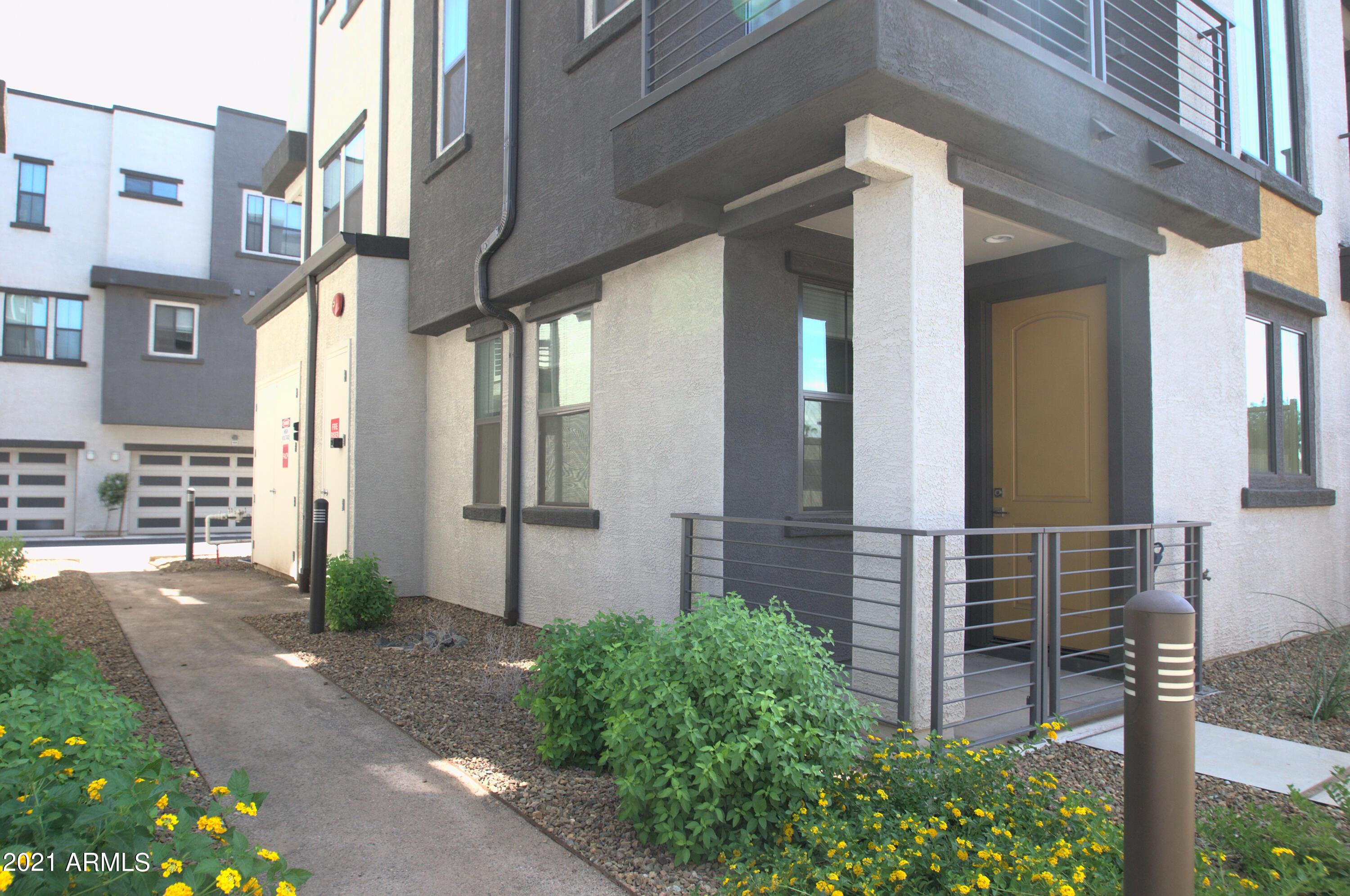 2090 S Dorsey Lane Unit 1046