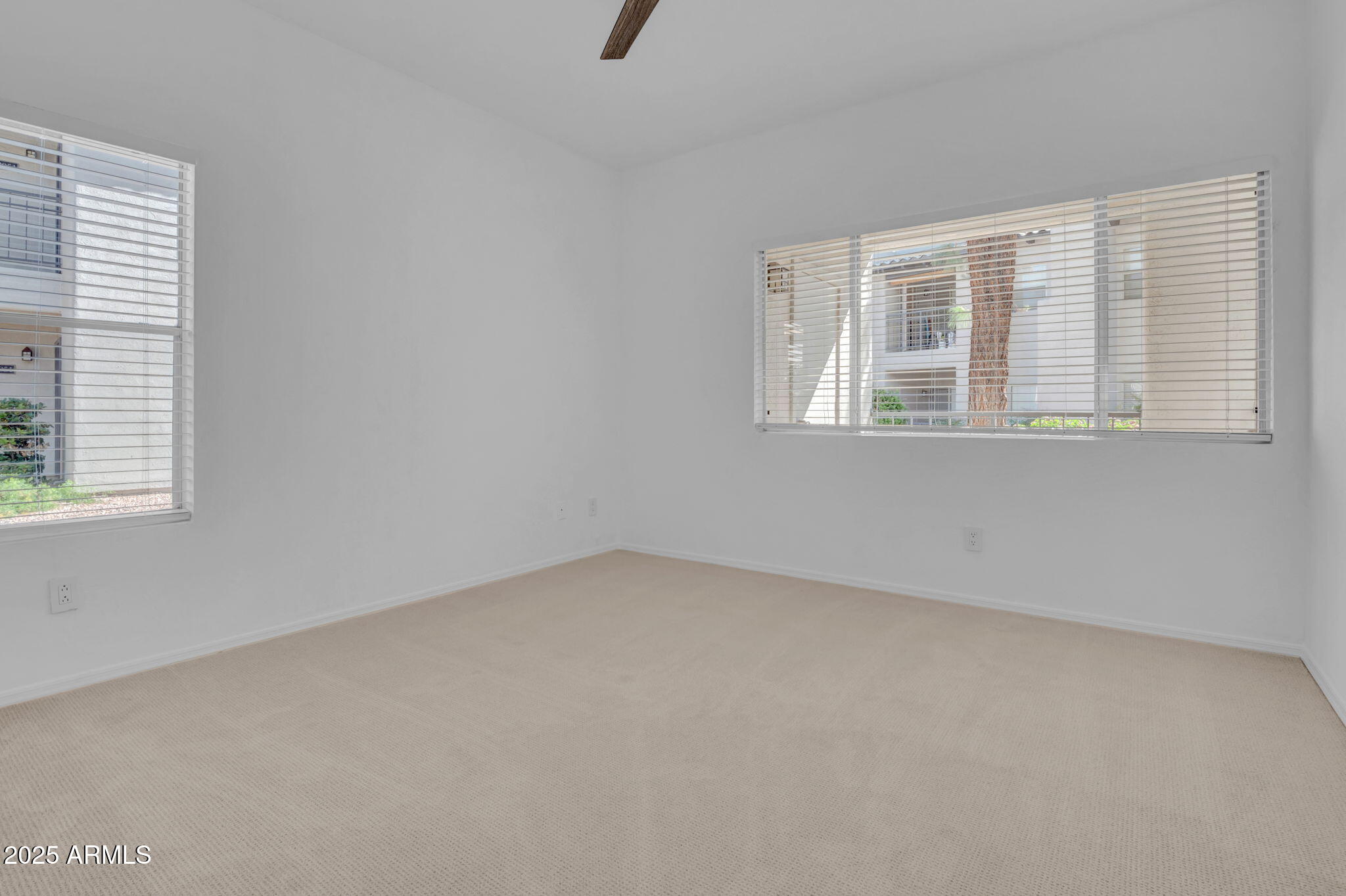 14145 N 92ND Street 1039