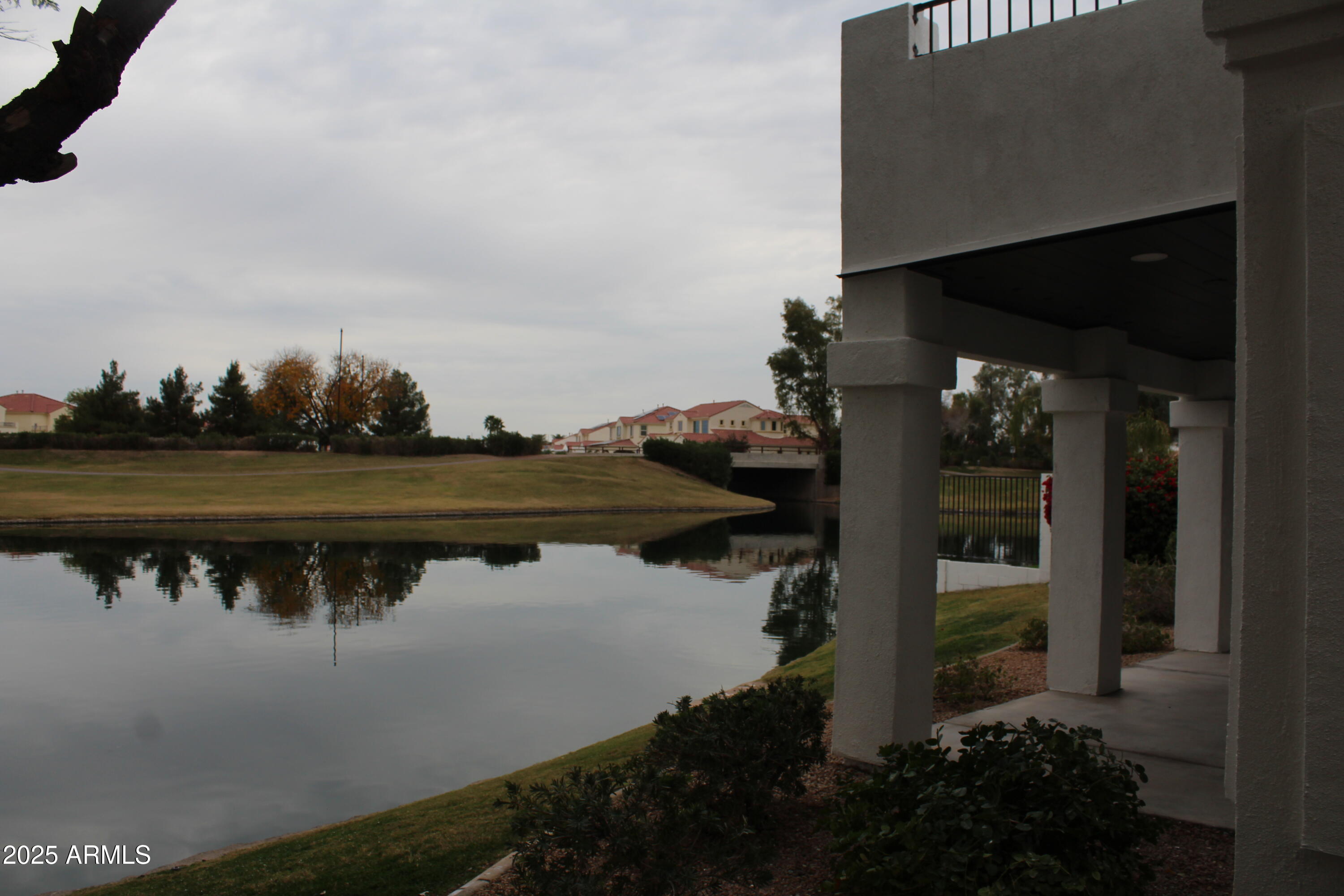 2134 W PENINSULA Circle