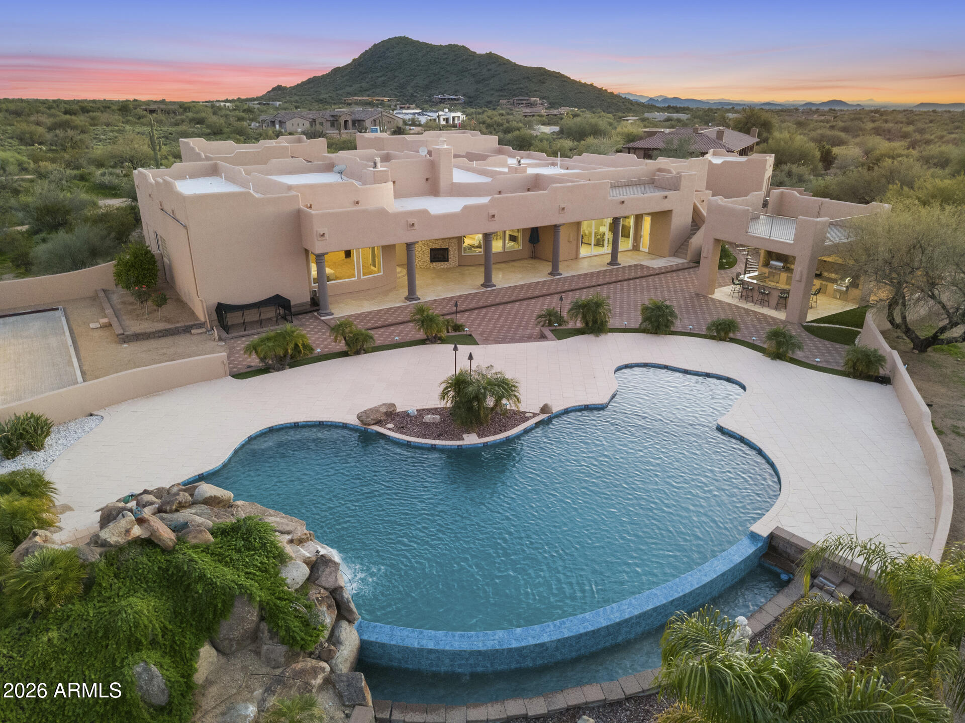 PINNACLE PEAK RANCHOS - Residential