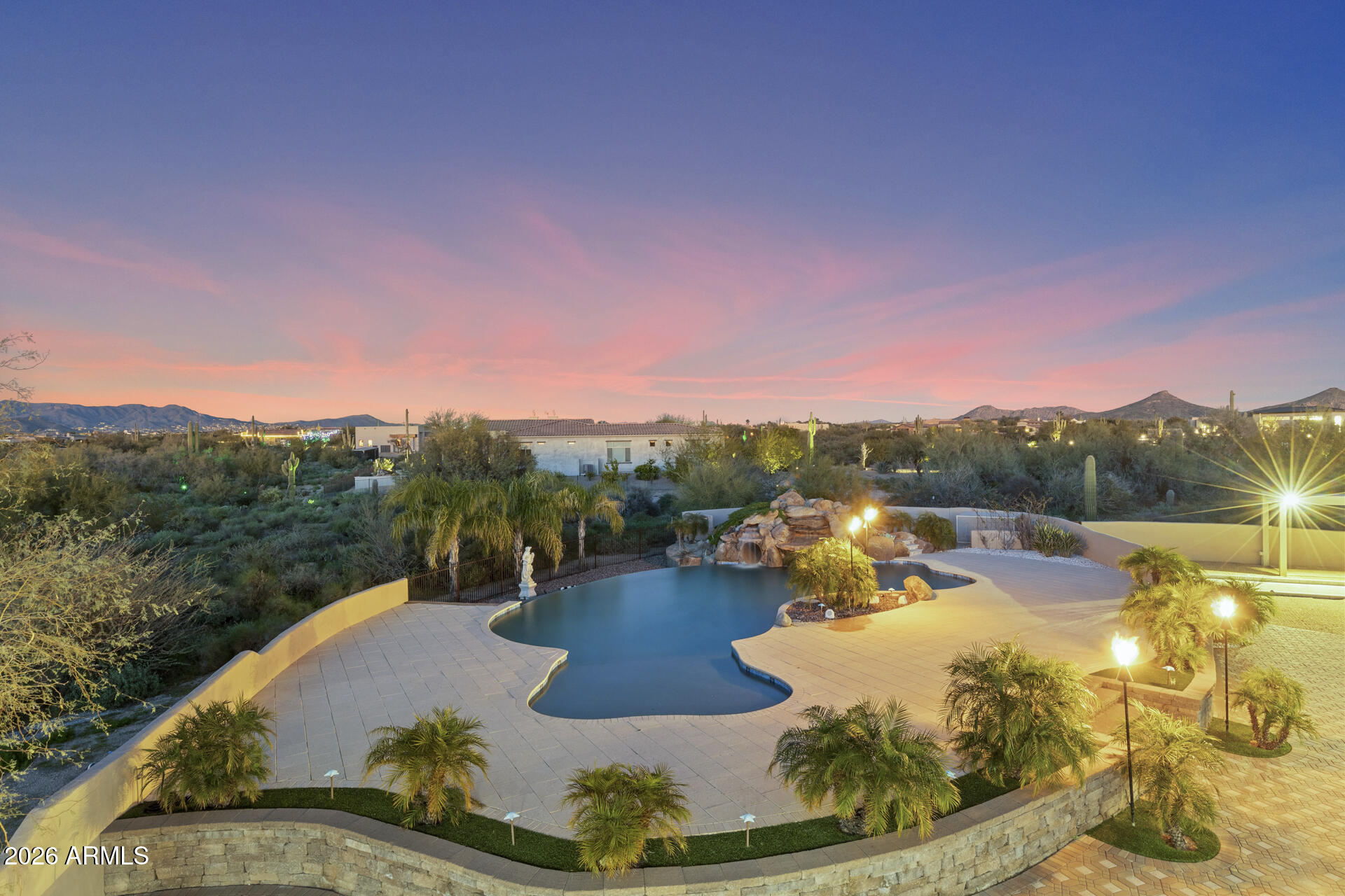 PINNACLE PEAK RANCHOS - Residential