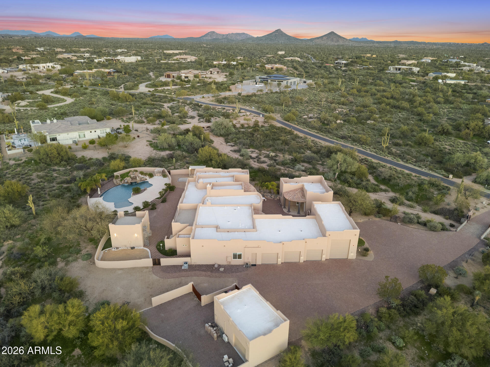PINNACLE PEAK RANCHOS - Residential