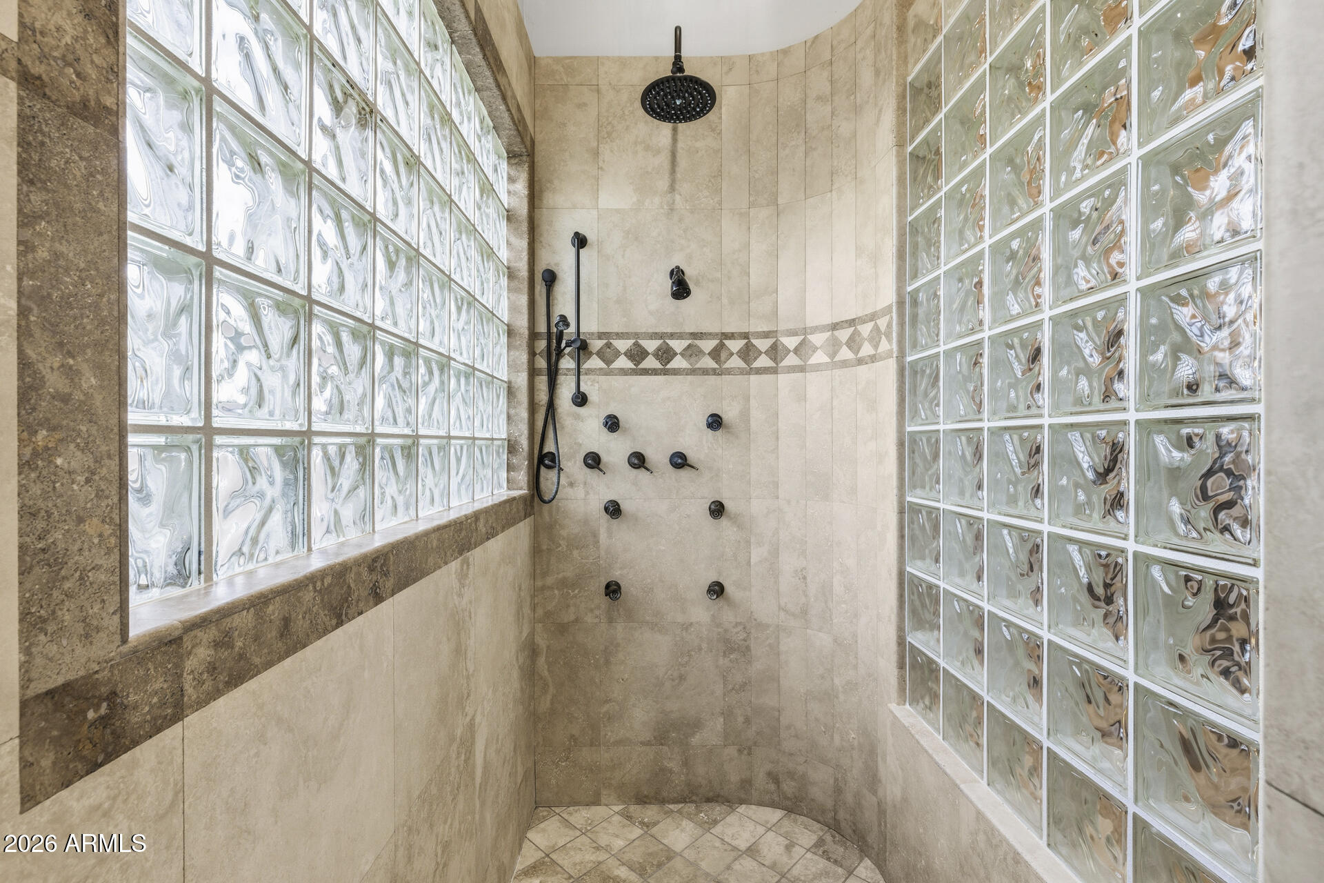 PINNACLE PEAK RANCHOS - Residential