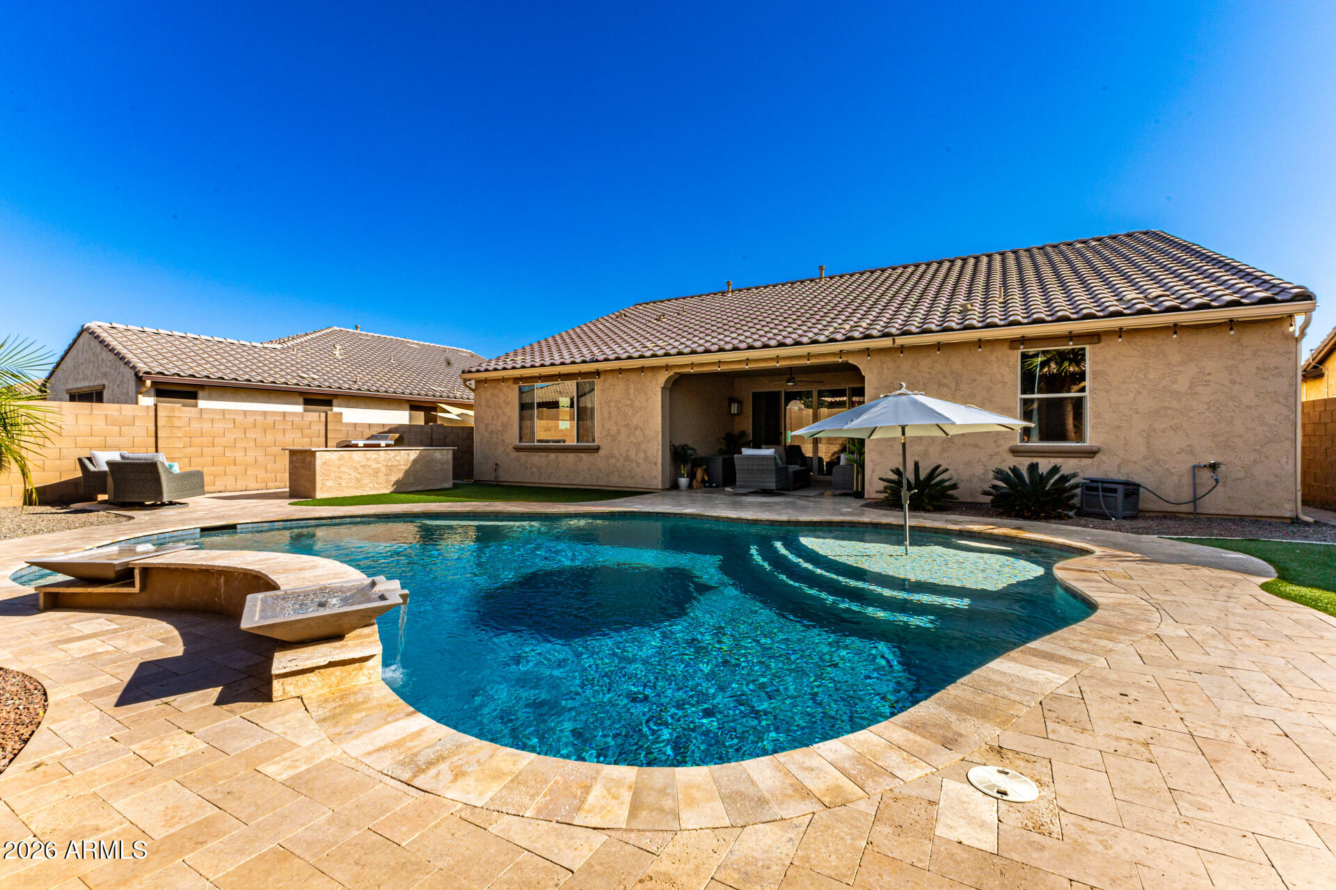 18384 W MOUNTAIN SKY Avenue