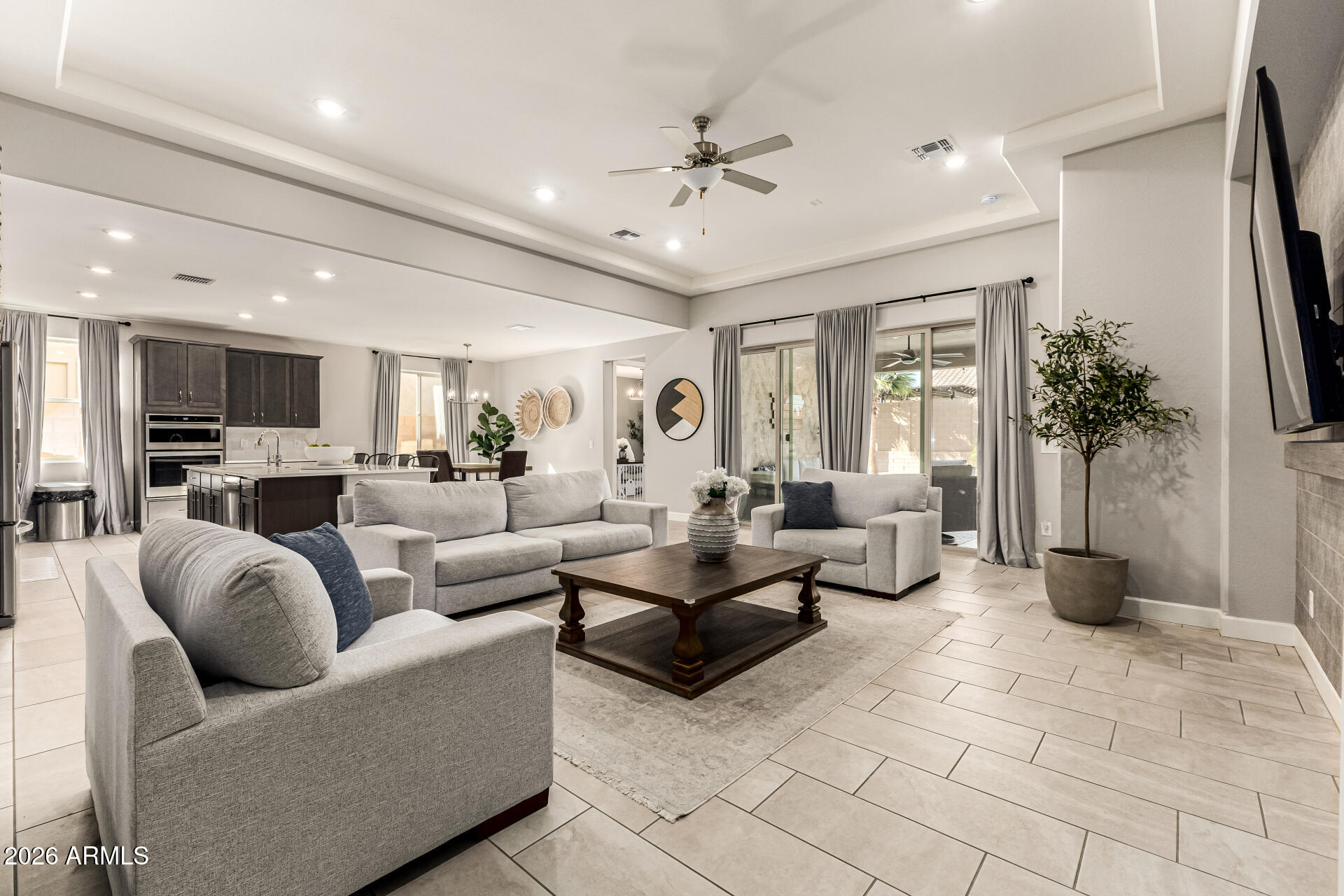 18384 W MOUNTAIN SKY Avenue