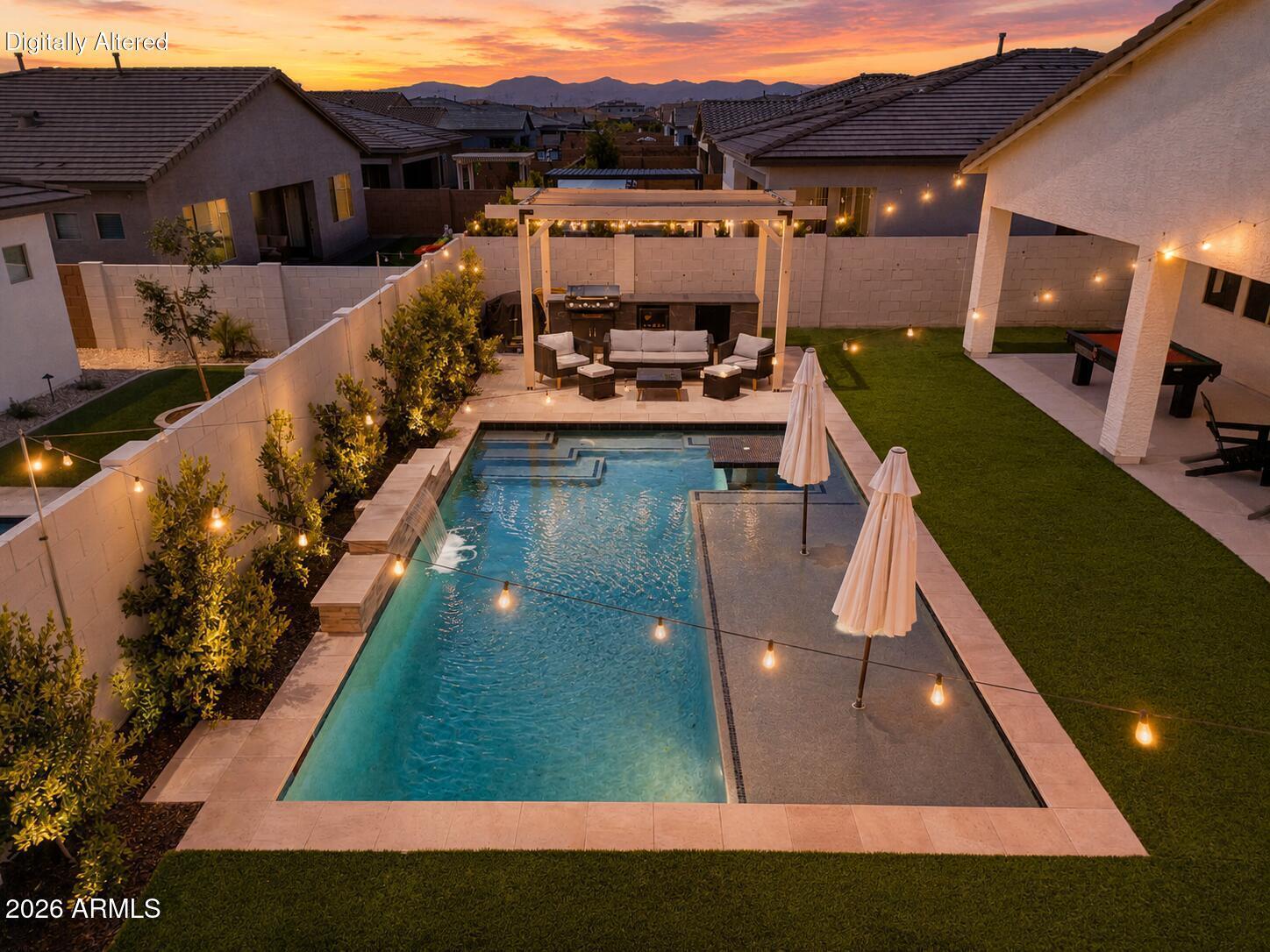 14135 W CALLE LEJOS --