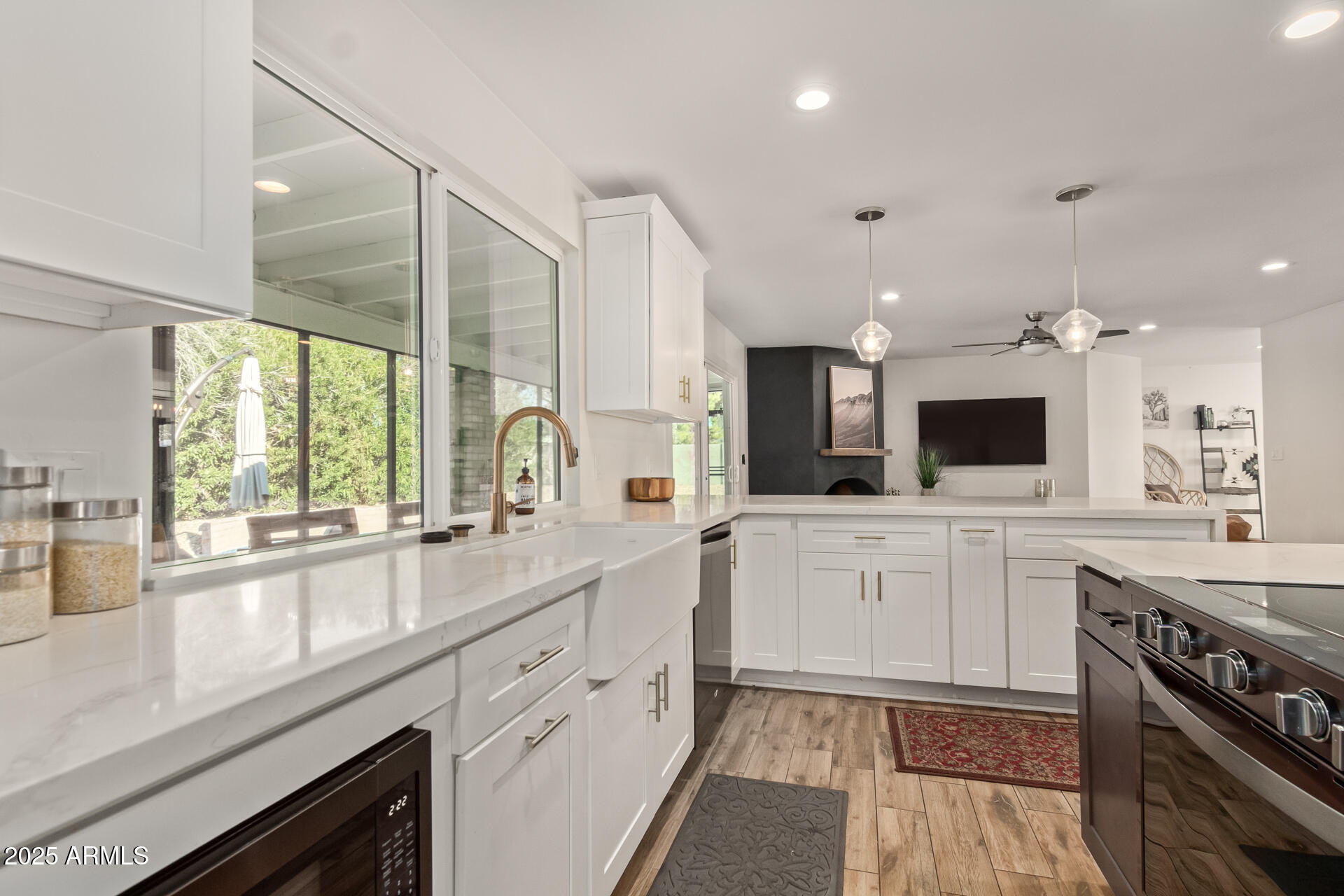 6602 E Pershing Avenue