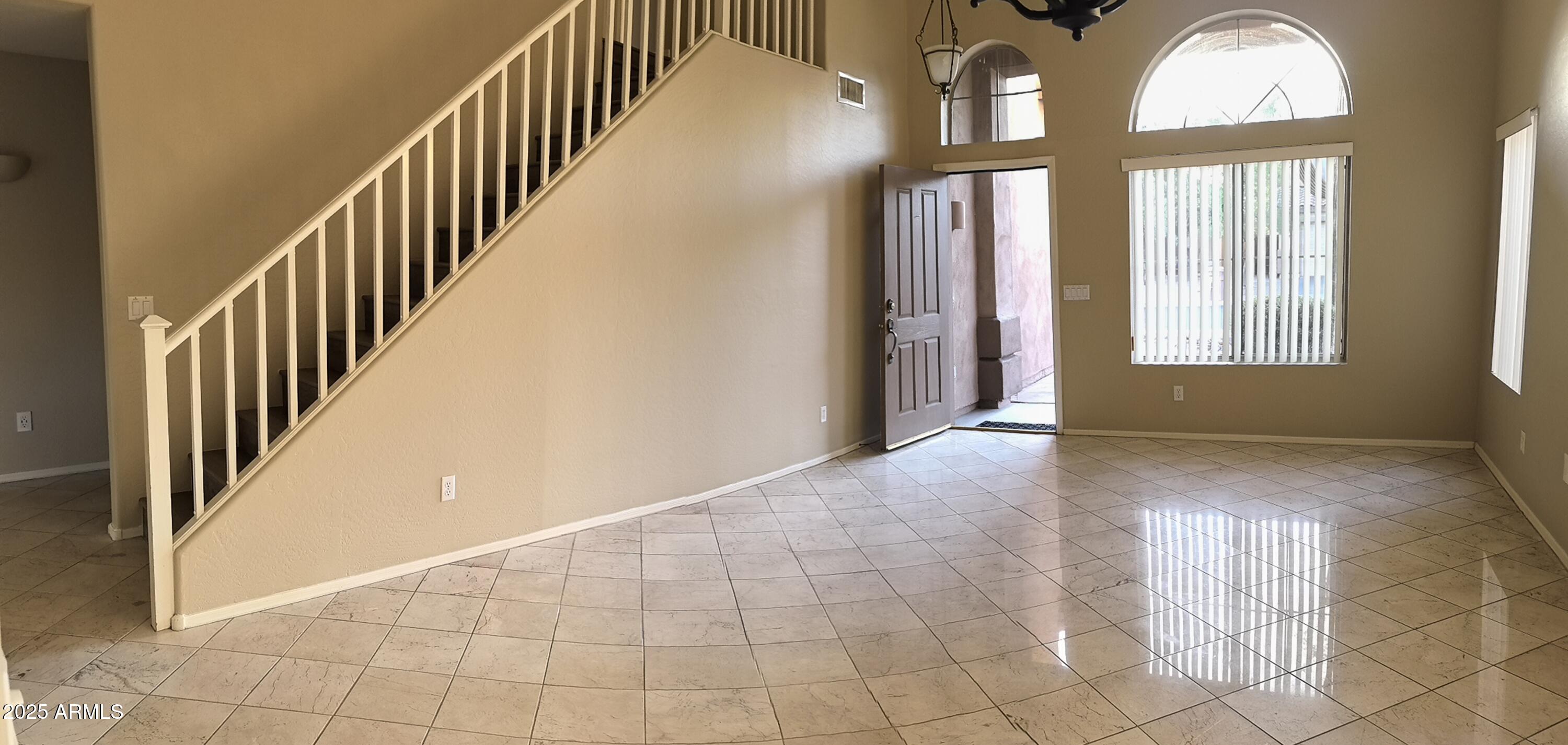 Homes 4 10399 E HILLERY Drive
